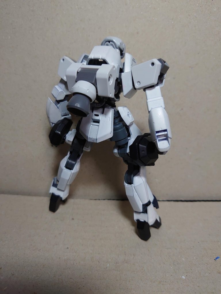 背中