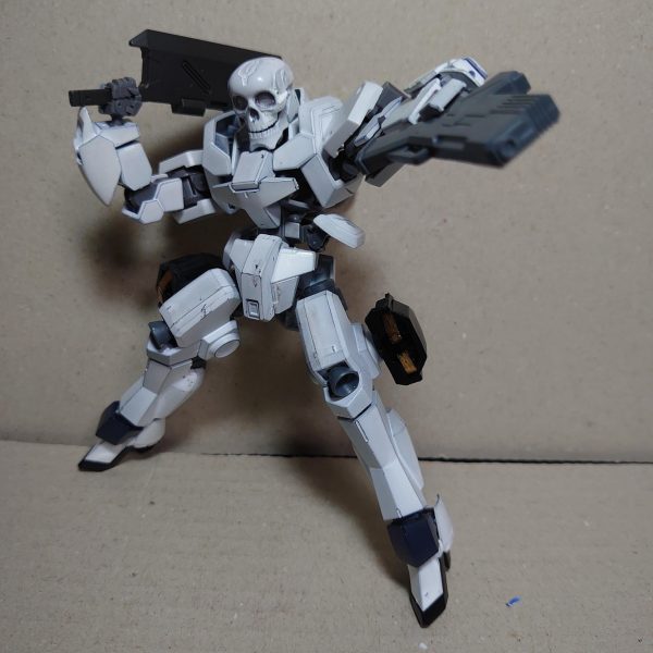 宇宙海賊グレイズ【スパルトイ】