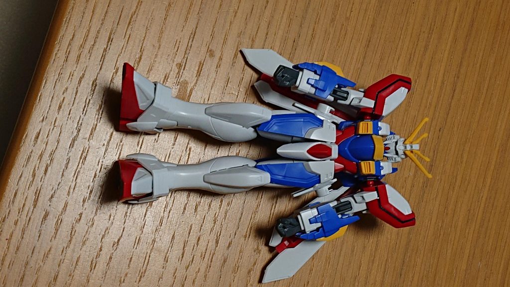 これが素組の状態。
なんだか、足がずんぐりむっくりしてるんじゃない！？違う！これは俺の知ってるゴッドと違う！！ということで、スリム化へ。なにげに人生初の作業。