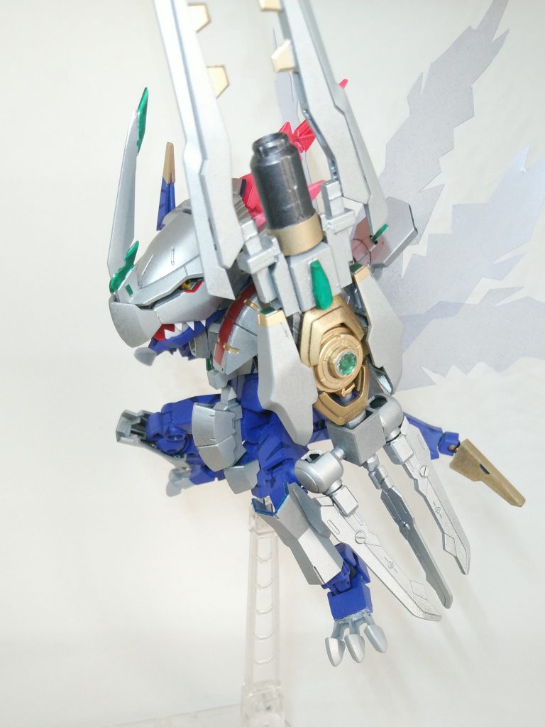 クラッシャーセットアップ!な感じ。
とはいっても本物はもうちょい砲身感あるうデザインでここまでハサミではないです。