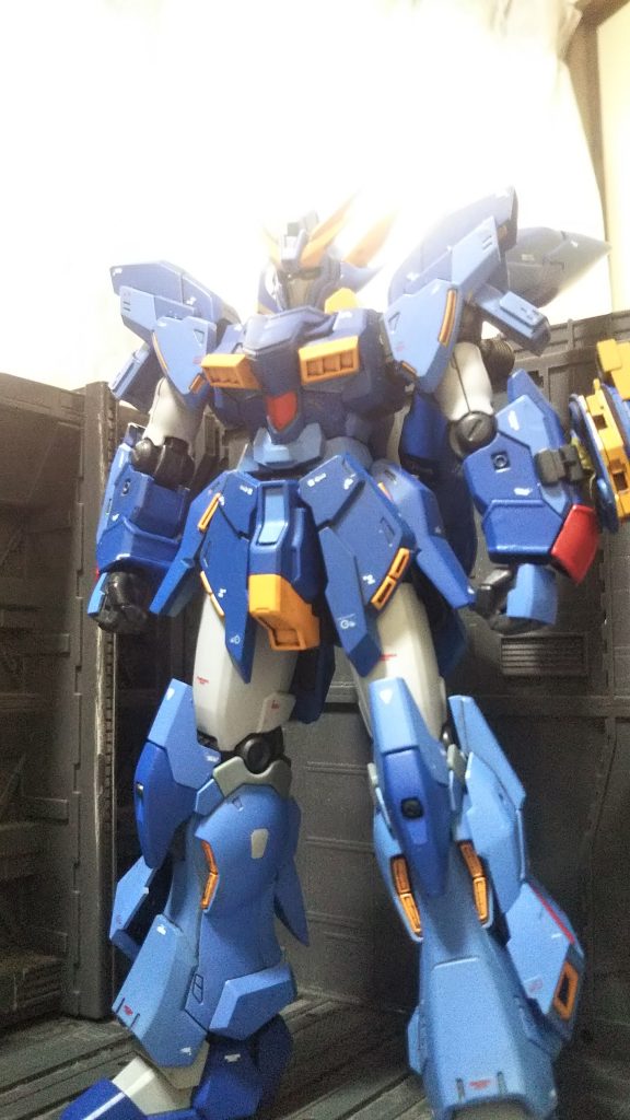 最近のガンダムに出てきそうなスタイルのMSになりました!