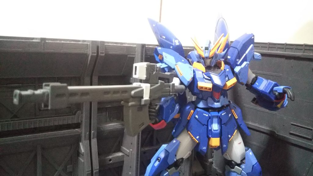 PTの武装を使える様に作られた機体ですから武装はスパロボOGお馴染みのものです。フォトンライフル