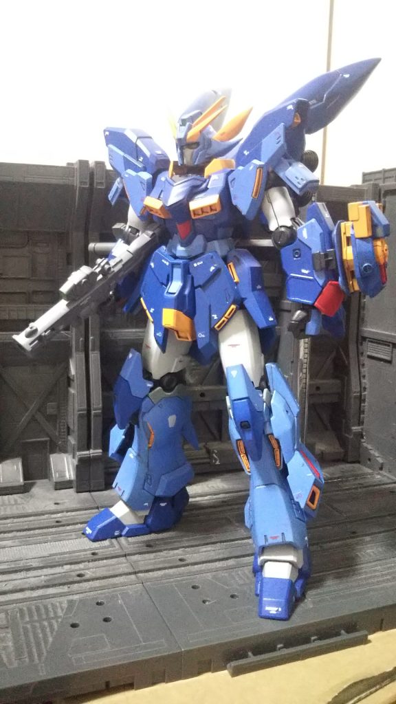 フォトンライフルは腰にマウントできます。