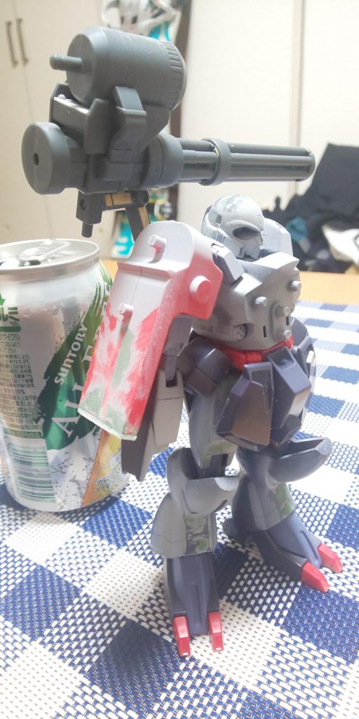 ムニュ消し下手なので結局パテ