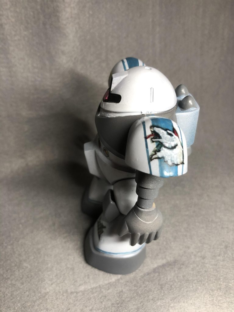 肩にシンマツナガなんちゃってデカール