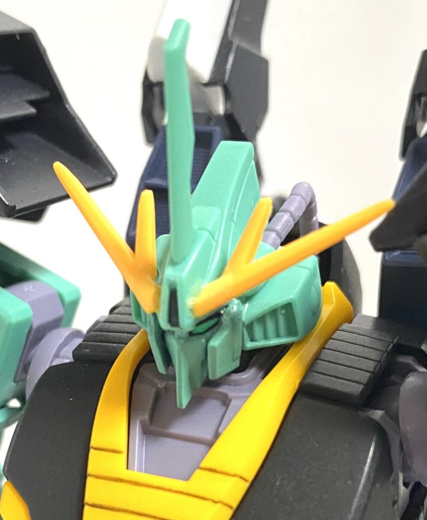 ガンダムフェイス

ZZⅡからフェイス部・アンテナを流用