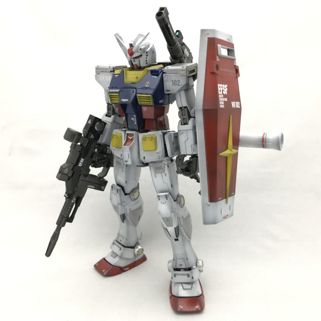 箱絵をイメージしてだいぶトーンを落とした色合いにしてみました。