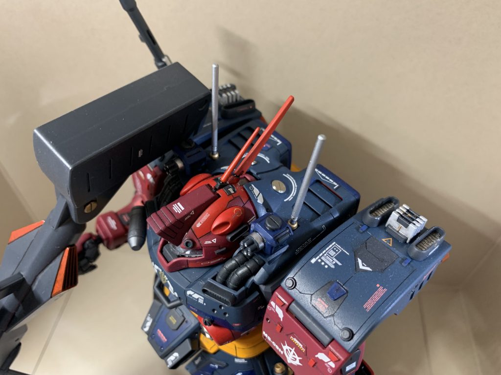 申し訳程度のメタルパーツでデティールアップしてます。