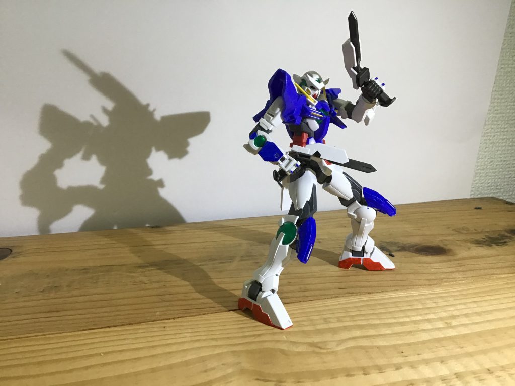 武装はGNマチェット×2
腕部GNバルカン×2です