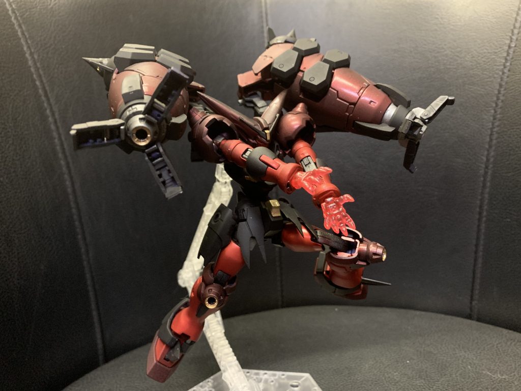 バインダーのゲロビとかめはめ波。
バインダーの先端部分にもスパイクを仕込んでます。