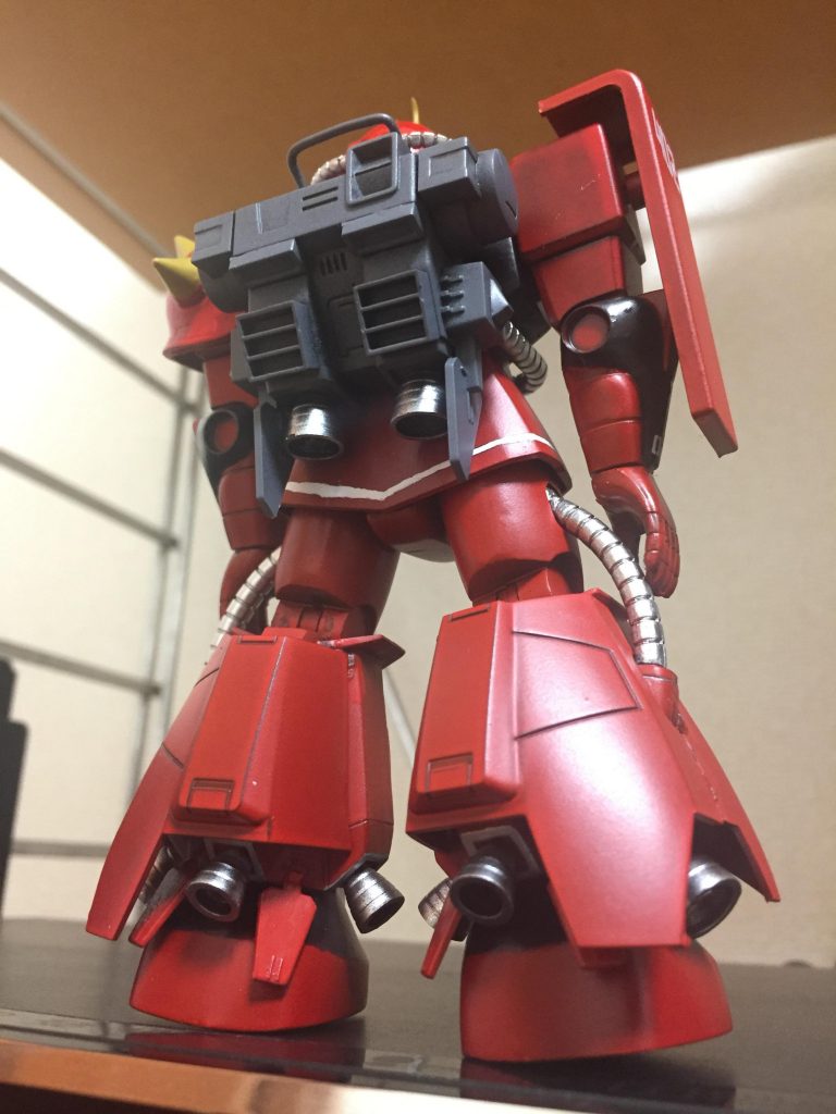 私自身根がお下品なようで、キラッキラしたゴールドとかシルバーとか入れるのホント好きなんですよね。