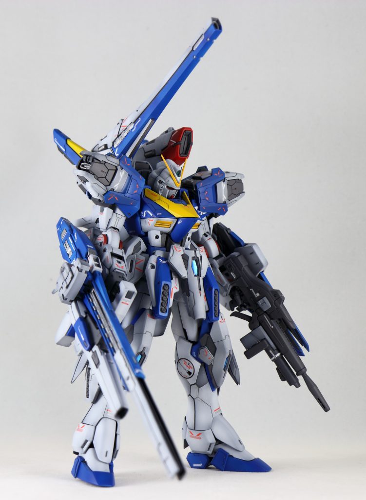 メカビームライフルは下部に砲身を追加する事でより大型に。