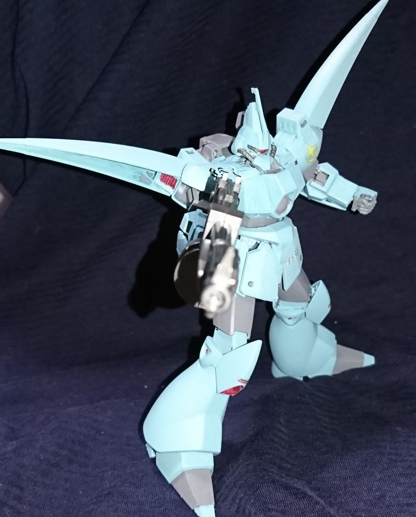 色はスモーキーグリーンですがどうみても水色ですね('ω')