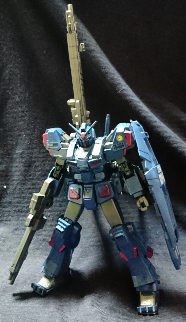 メガビームランチャーとプロペラントタンク・前腕の武装のボリュームとＦＡ７号機に似たシルエットに・・・