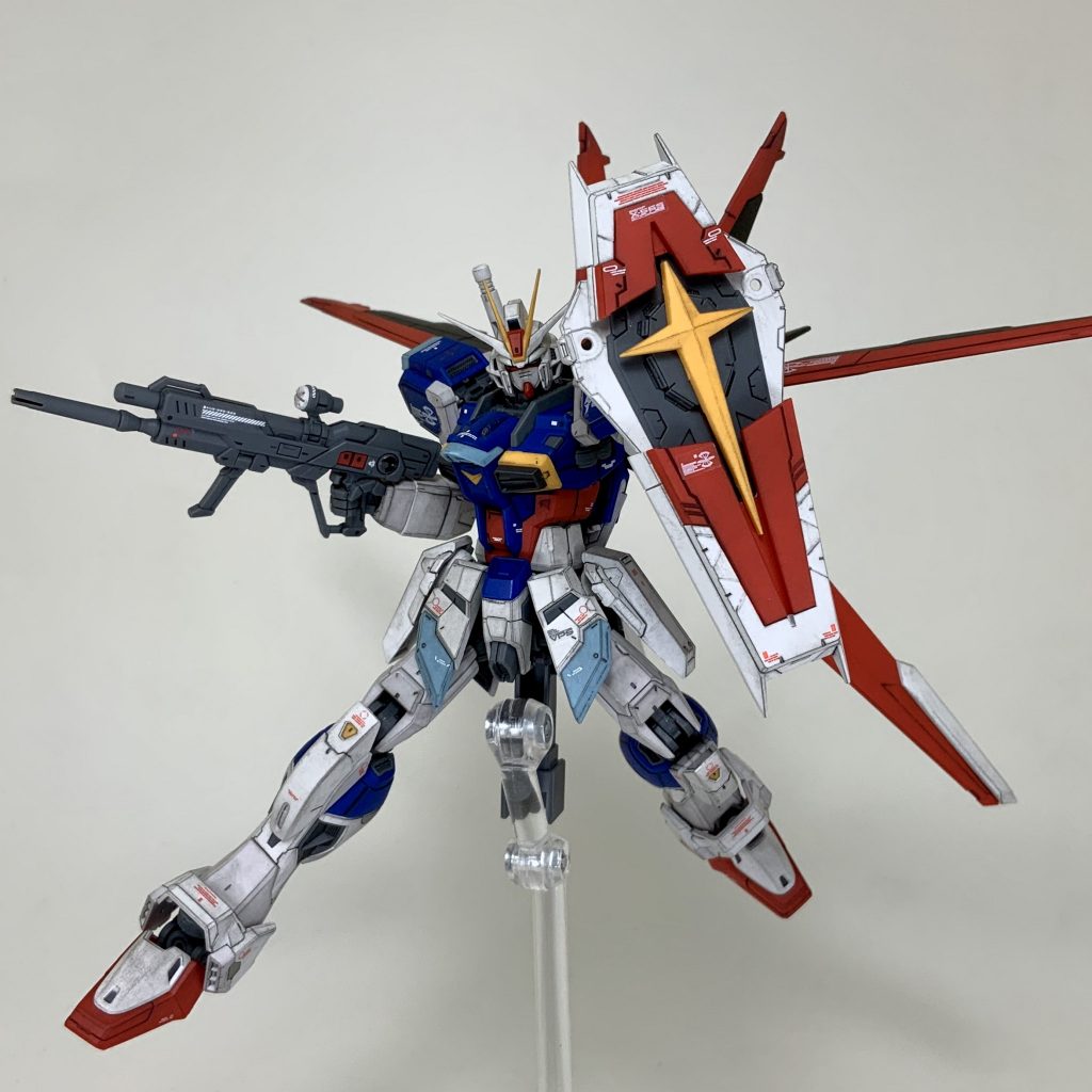 合体後のシールド構えるポーズも印象的でしたね。