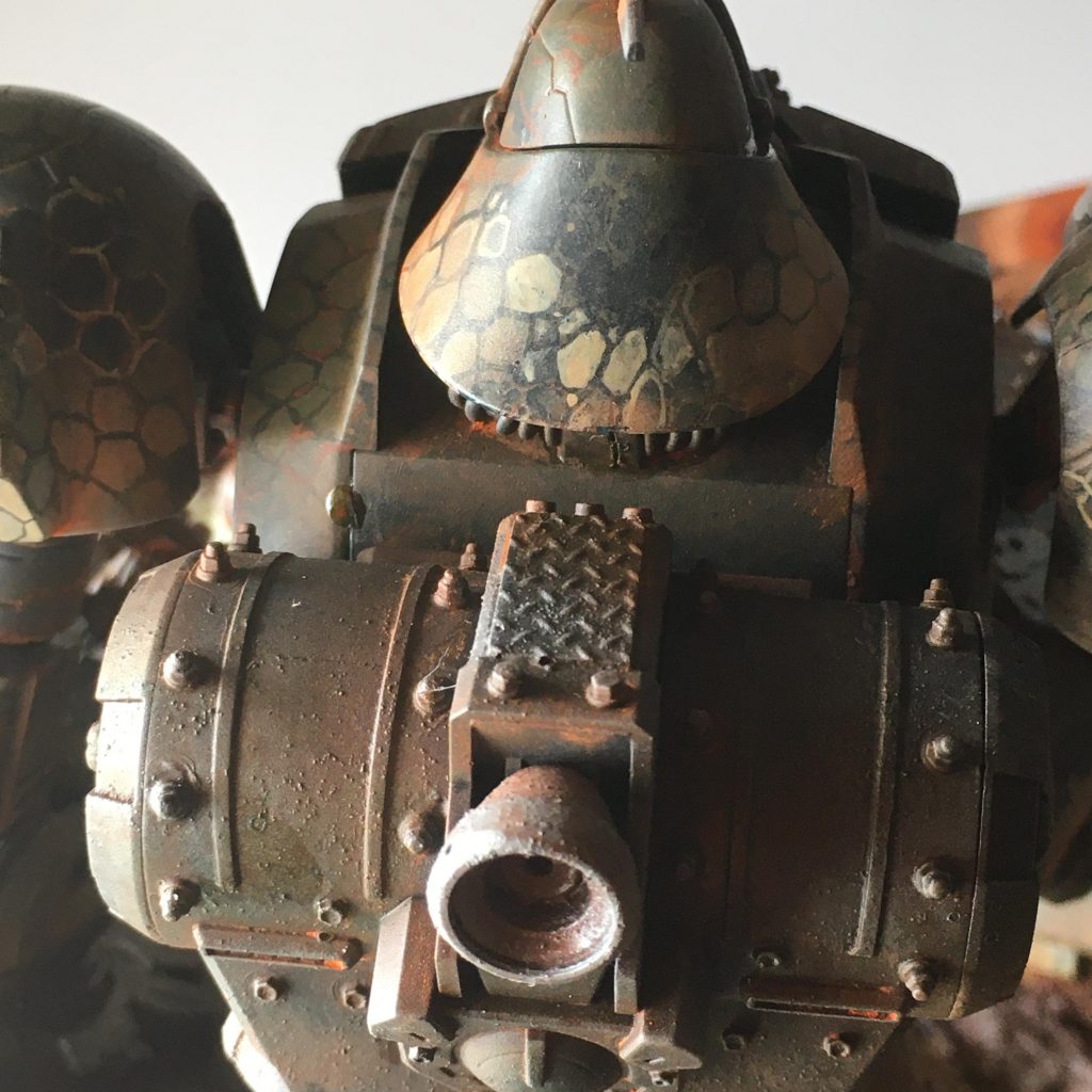 背面アップ(俯瞰気味)
縞板はnゲージのプラ板、ボルトナット類は主にMENG製のパーツ