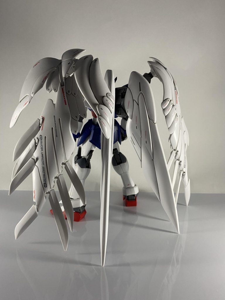 ウイングガンダムゼロ　EW–7枚目/制作者：JORGE