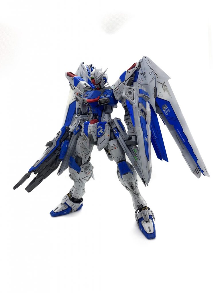 ウイングを閉じた状態。