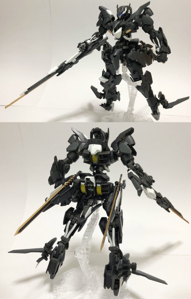 腰部ブースターを展開し、ヴァルキュリアシールドⅡをサブリアクターに接続する事でスラスターとして使用、機体出力を推進力重視とした高機動形態。主に、遠距離からの接敵時にこの形態をとる。
〈λナノラミネートドライブシステム〉