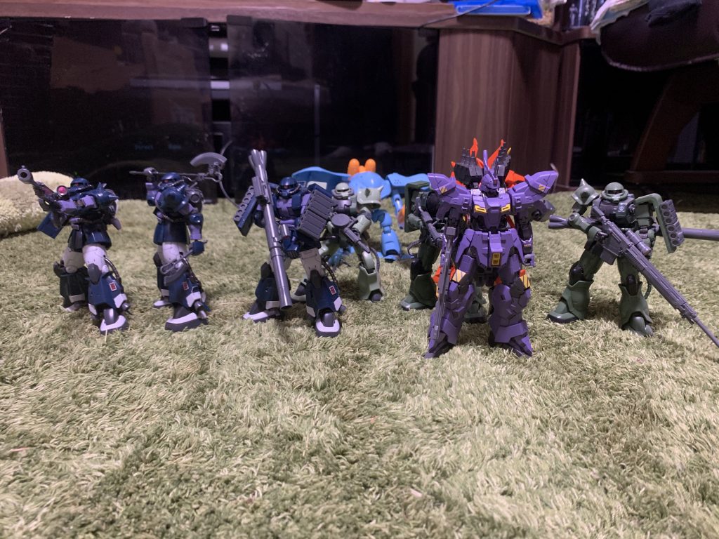 1日がかりでみんなで組んだひとつ目達