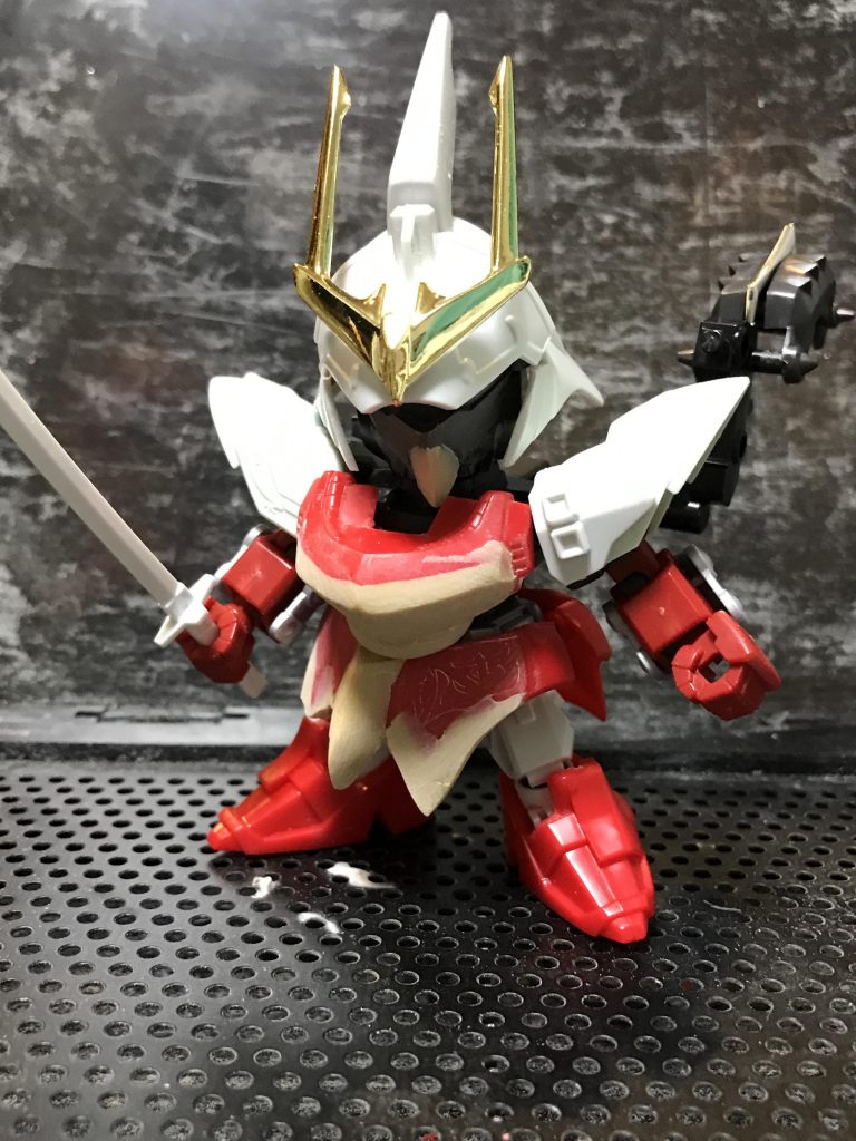 パテとプラ板でボリュームアップ