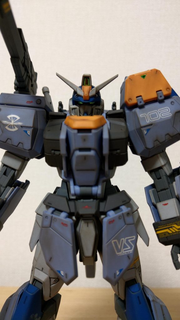 デュエルガンダムアサルトシュラウド