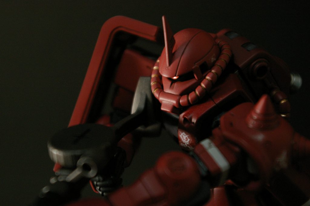 いかにも悪そうな目つきですねww