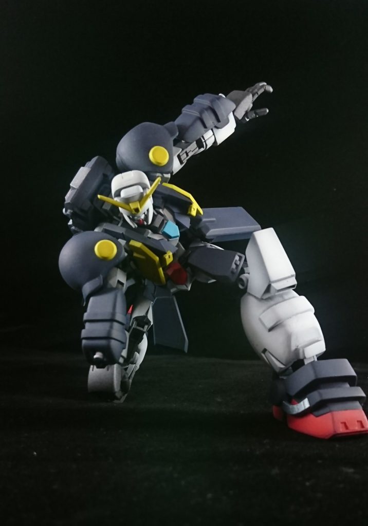 ガイアクラッシャー!
可動範囲はアルスアースリー基準なのでとてもよく動きます。