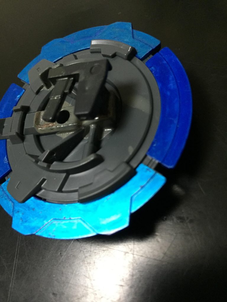 オールガンダムマーカーの直塗りという荒業