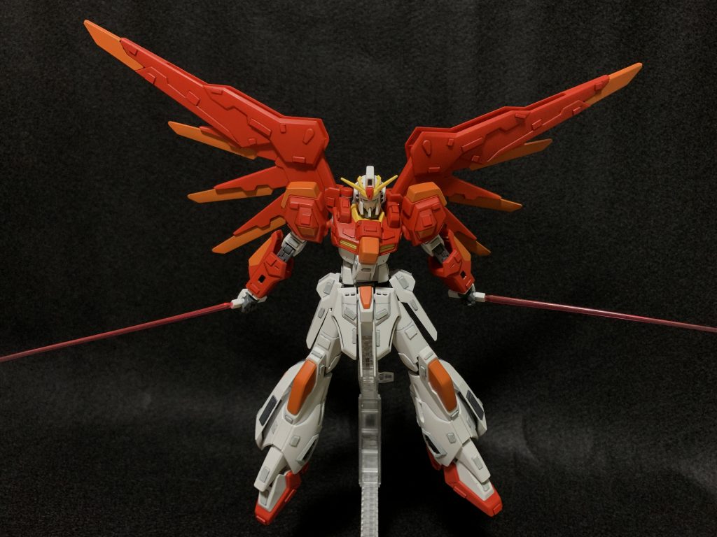 ビームサーベル2刀流。スマホのカメラ設定で明るさを少し下げました。