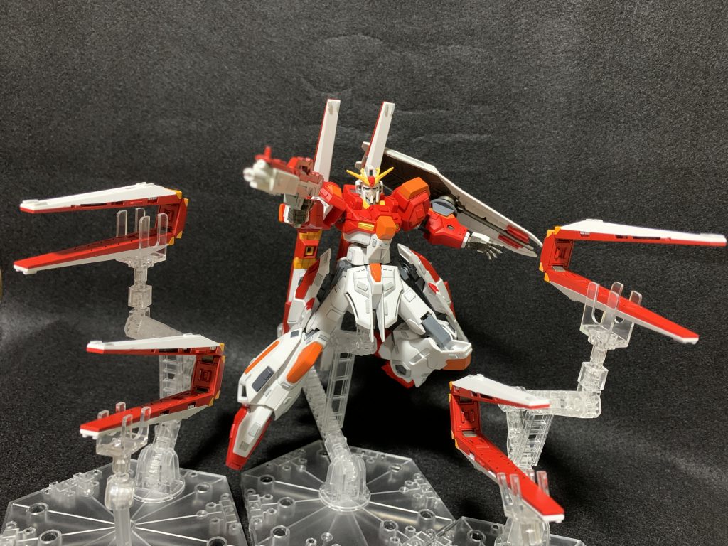 中途半端な再現度のホットスクランブルガンダムですがガンプラは自由です!最後まで見ていただきありがとうございました。