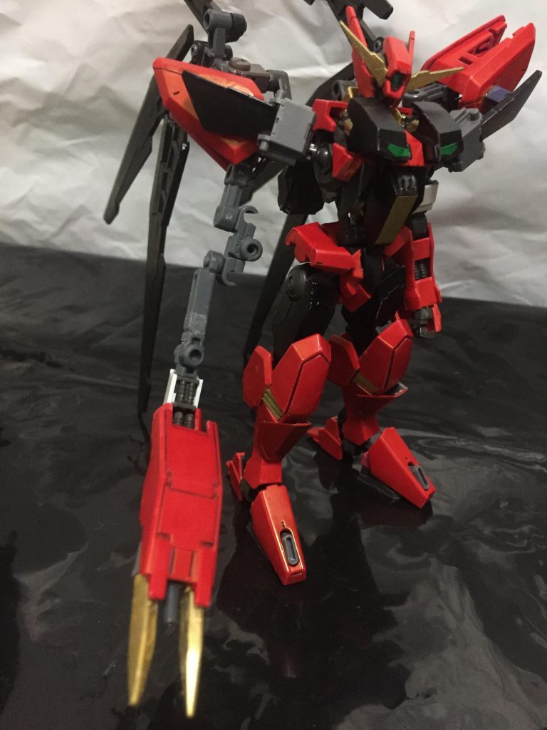 ストライククローは差し替えなしにキチンと展開します