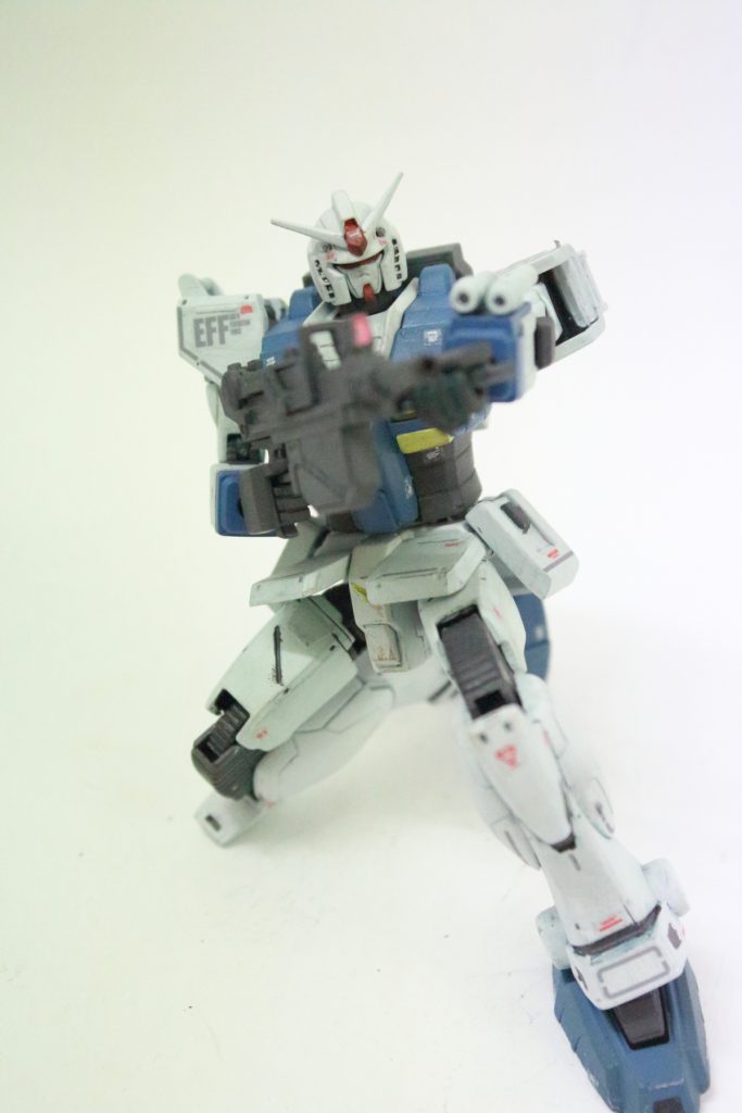 (´・ω・｀)射撃ポーズ2