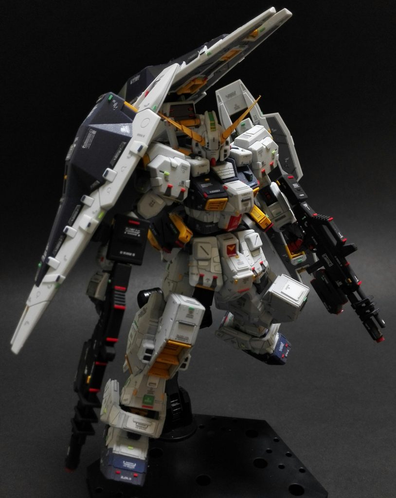 そして最後は暗くなってしまいましたがカメラ目線にて。撮り貯めたものがありますのでまたの機会に紹介させていただければと思い出す。それでは今回もお付き合いいただきありがとうございました！