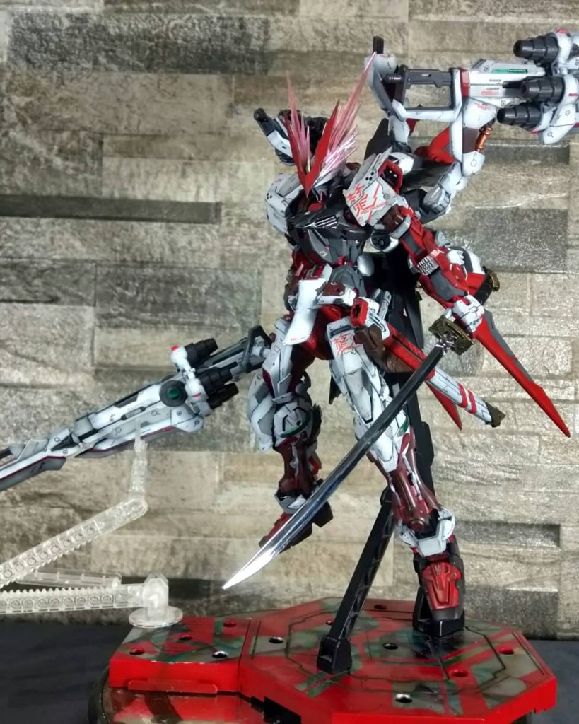 Astray Red Dragon–5枚目/制作者：Carlo Borja Sta Ana