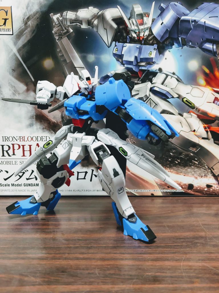 このシリーズは関節が良く動きます。ただウエストには注意。なんかもげそう。