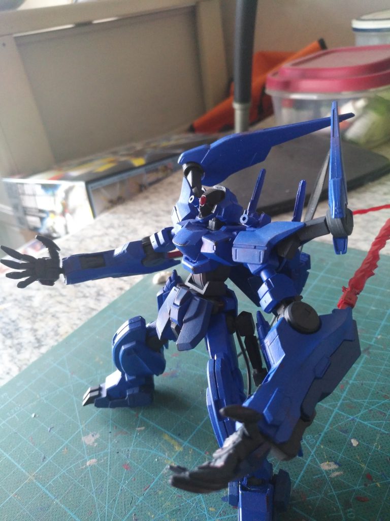 その発展型（生成装置を小型化する、”芯”を巨大化するなど）は、UB(中)が搭載している= =