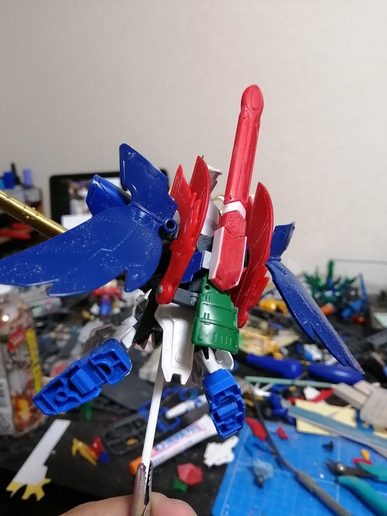 羽根の展開も結構頭をひねりました。