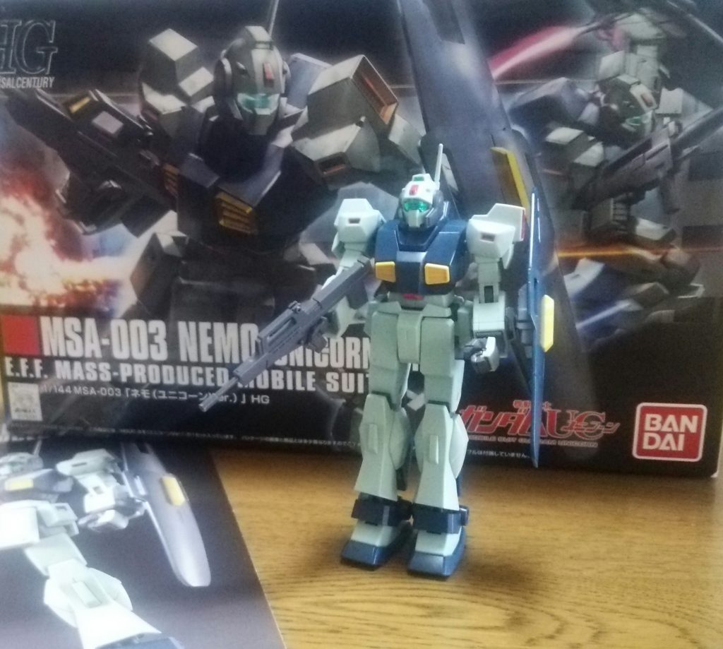 実はジム系キット作りたい衝動はおさまらず…
その次の週も作ってた
ネモ！
下半身(画像では分かりにくいが)のシルエットが好きかも