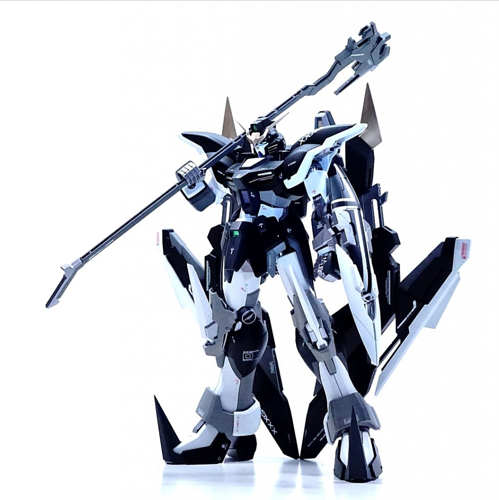 塗装は基本的には黒を多め。渋めのカラーにしました。
塗装のテーマは「ゴシック」。