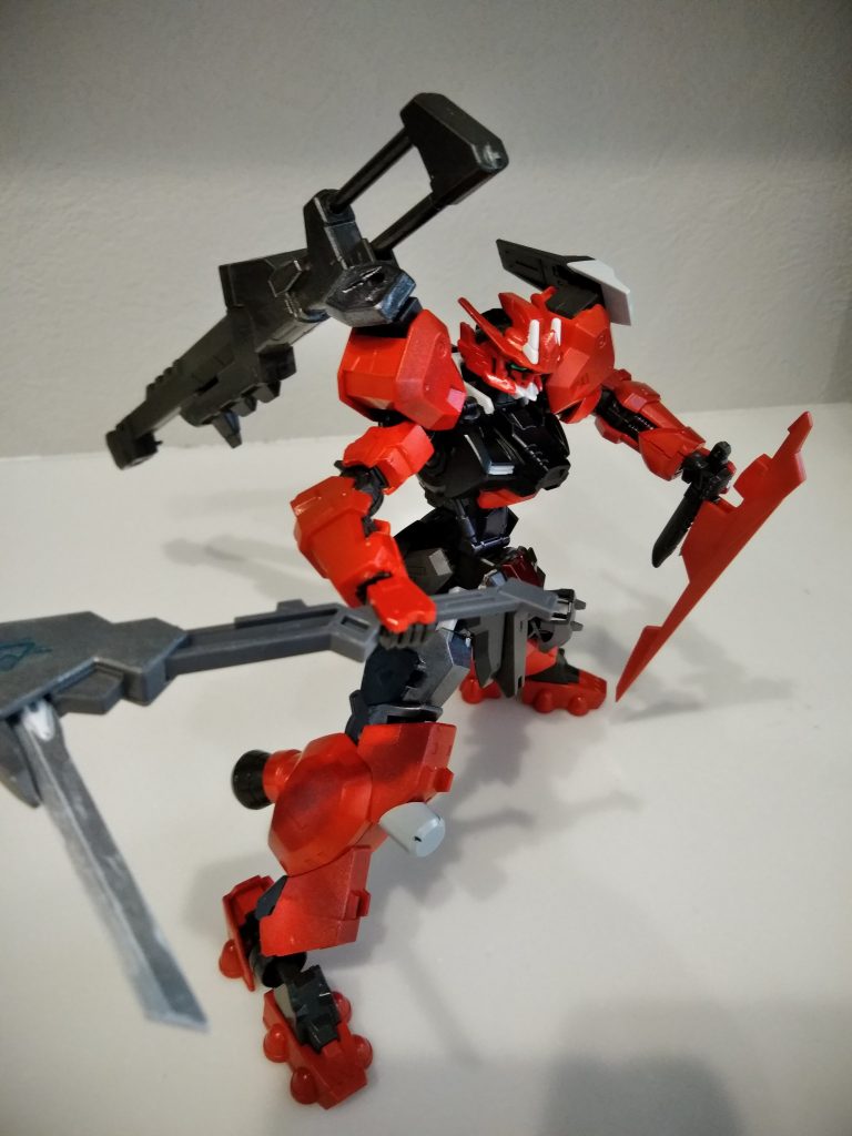 メイス（サイス付）
ナイフは組み合わせ特殊な形にできる