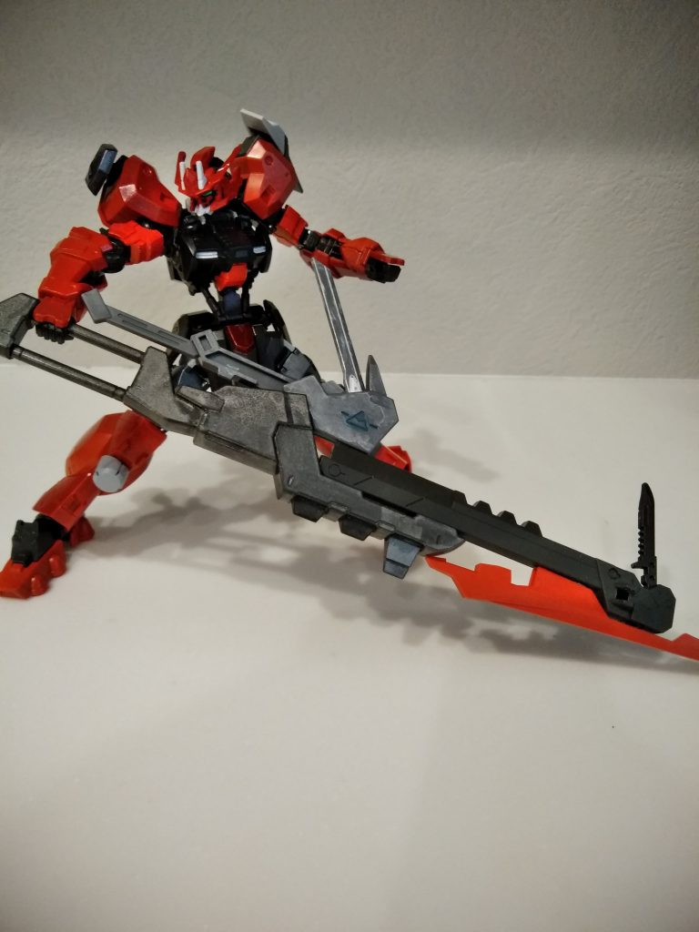 タイラントグラディウス
斬撃系武器をすべて統合した大剣
鉄血版のカレトヴルッフやカレトヴルッフフェダーをイメージしました！