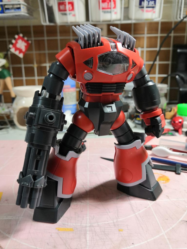 その後なんとか片腕だけ発見されました。悩んだ挙げ句、ガトリングをポン付け。やっててよかったFF7。