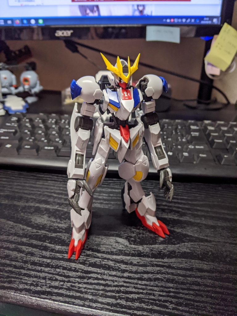 肩幅を左右各6mm幅増し