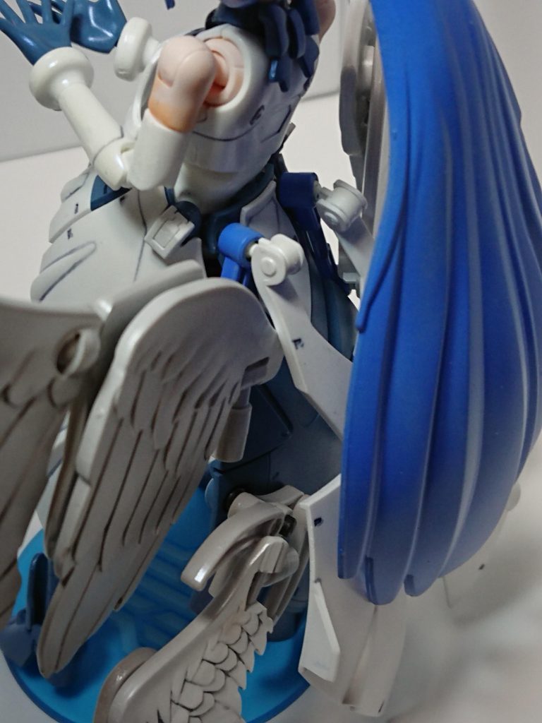 なにかのキットからジョイントのパーツ持ってきて組んでます。