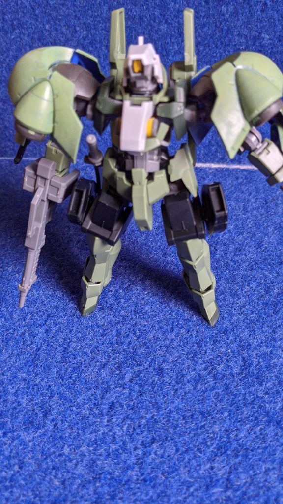 グレイズリッターの脚部ブースターを装備。高い機動力が必要な時に使われます。