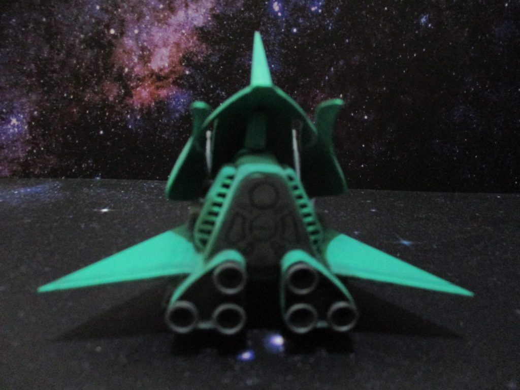 カウルだけ持ち上げて、ビットコンテナとかはそのままなので、後ろから見ると大変なことにw
ココの改修は次回の課題。