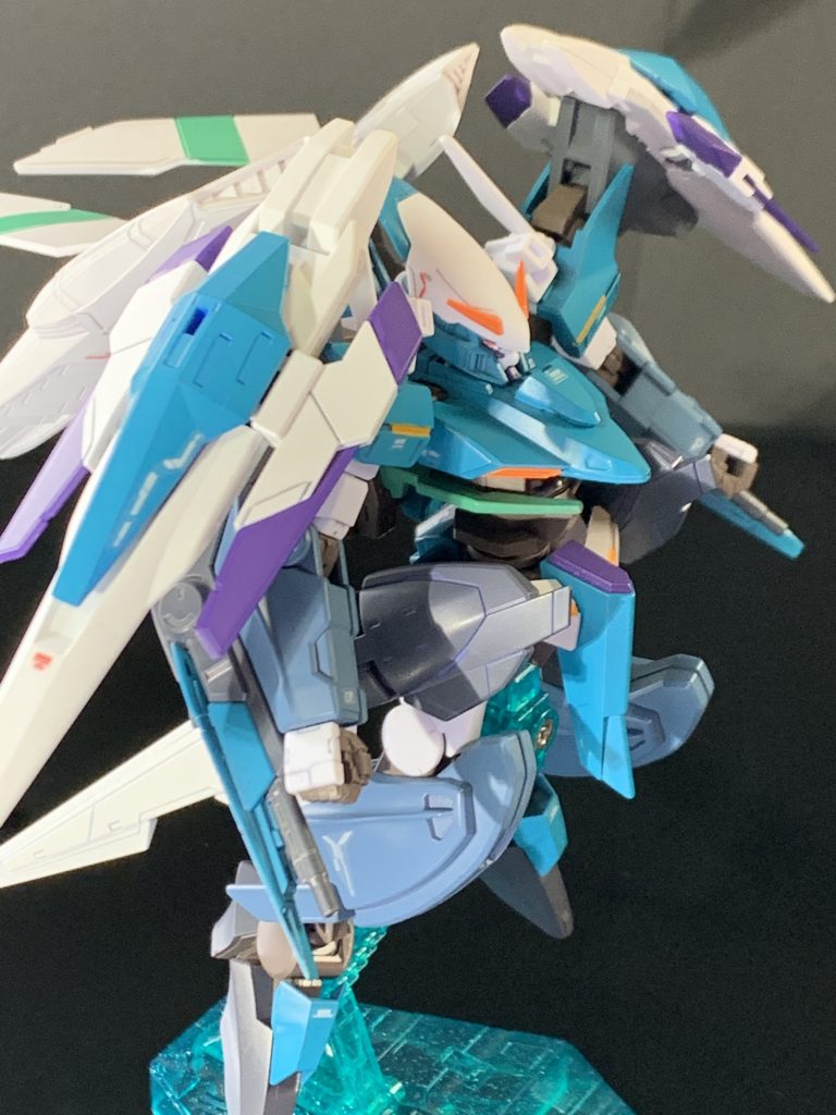 あまり使ってない色を使おうと配色にはかなり頭を使いました。
中々くどい色かもですが自分的には上手くいったような気がします。