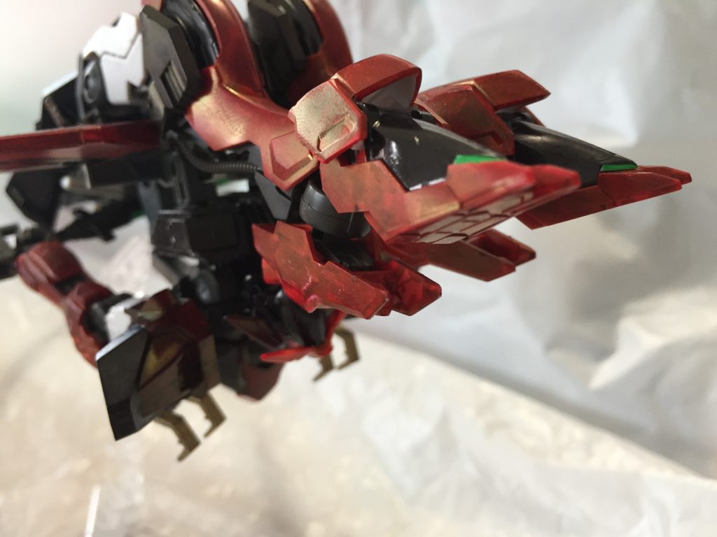 MGエピオンよろしく、口の開閉っぽいことも出来ます。