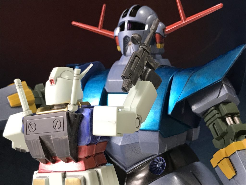 こう近づけば四方からの攻撃は無理だな、シャア！
なぜララァを巻き込んだ！？ ララァは戦いをする人ではなかった！